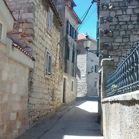 Studio Luma * Split